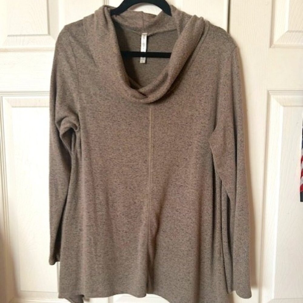 Women's Lightweight Sweater, Size L
